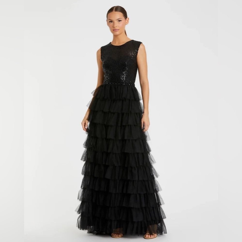 Mac Duggal 27055 Sleeveless Ruffle Tiered Sequin Tulle Gown in Black Size 6 NWT